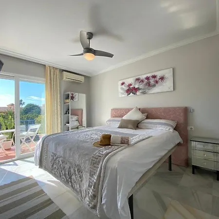 Beautiful Town House אסטפונה